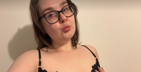 naughtychubbynixiesin