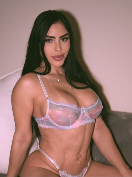 sabrinaperezxo