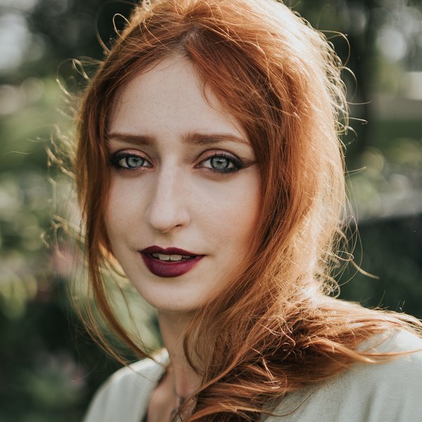rococoroyalle - Redhead creator